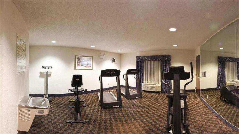 Holiday Inn Express & Suites Chesapeake By Ihg Exteriér fotografie