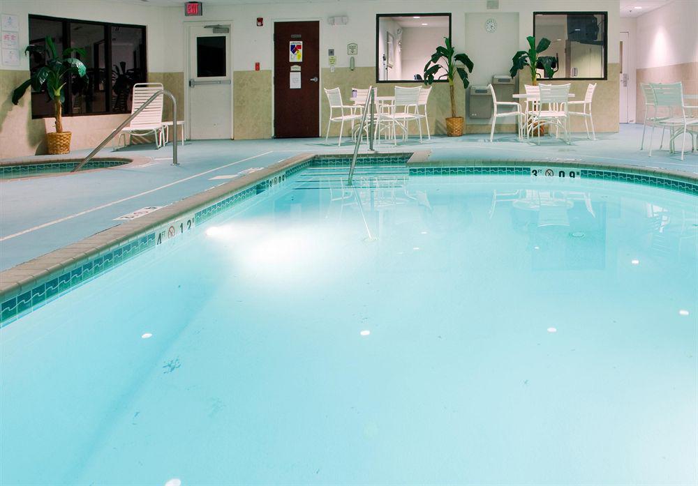 Holiday Inn Express & Suites Chesapeake By Ihg Exteriér fotografie