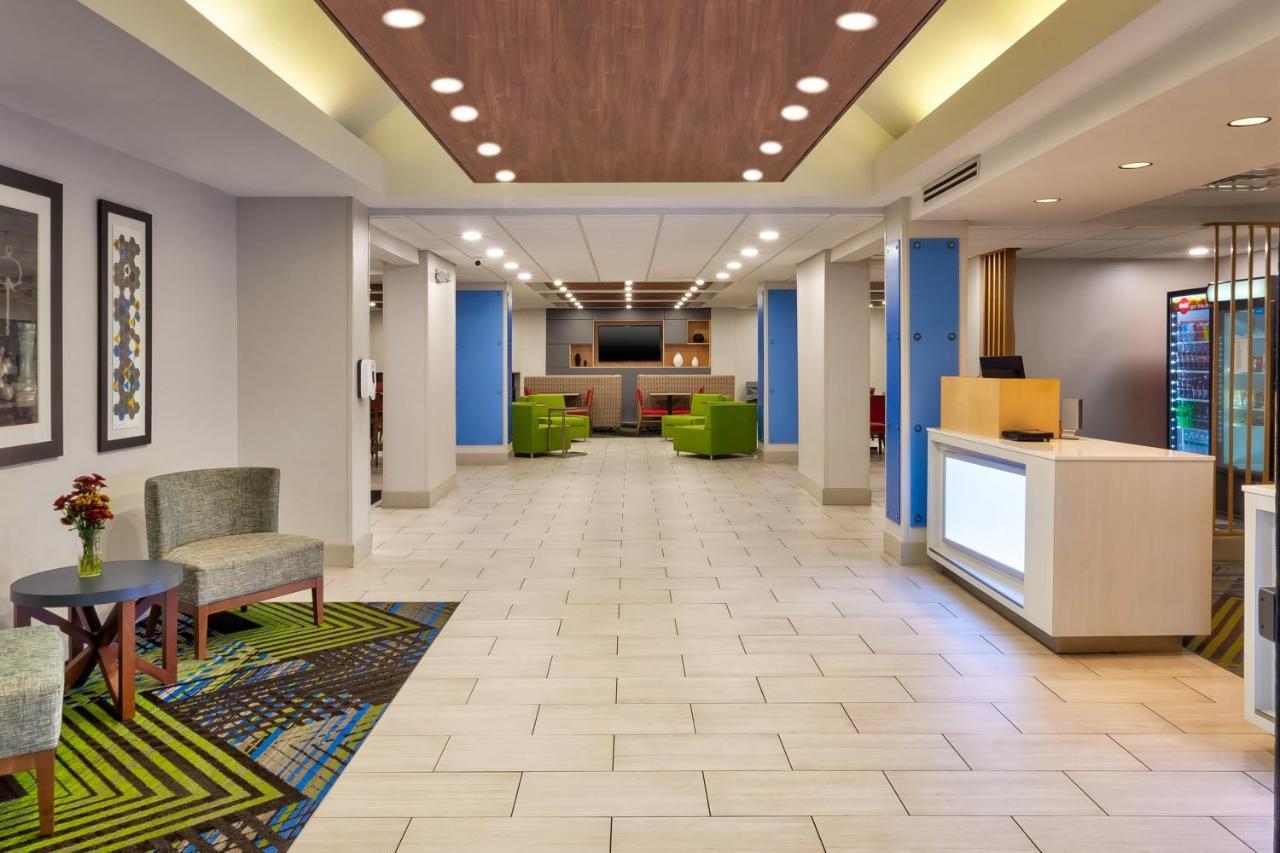 Holiday Inn Express & Suites Chesapeake By Ihg Exteriér fotografie