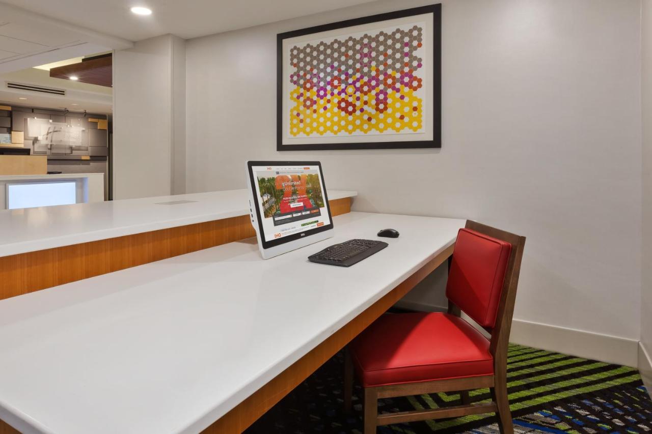 Holiday Inn Express & Suites Chesapeake By Ihg Exteriér fotografie