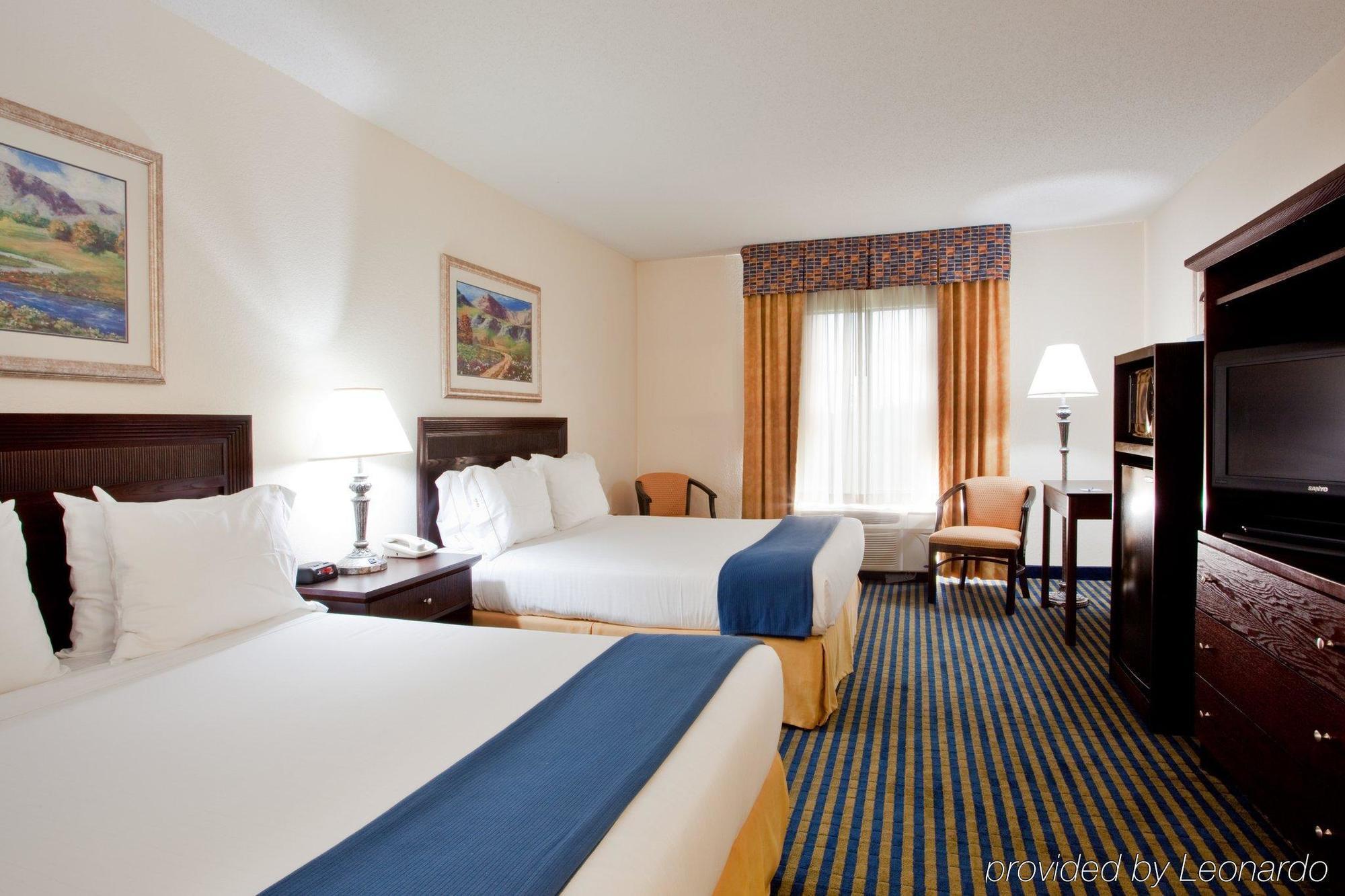 Holiday Inn Express & Suites Chesapeake By Ihg Exteriér fotografie