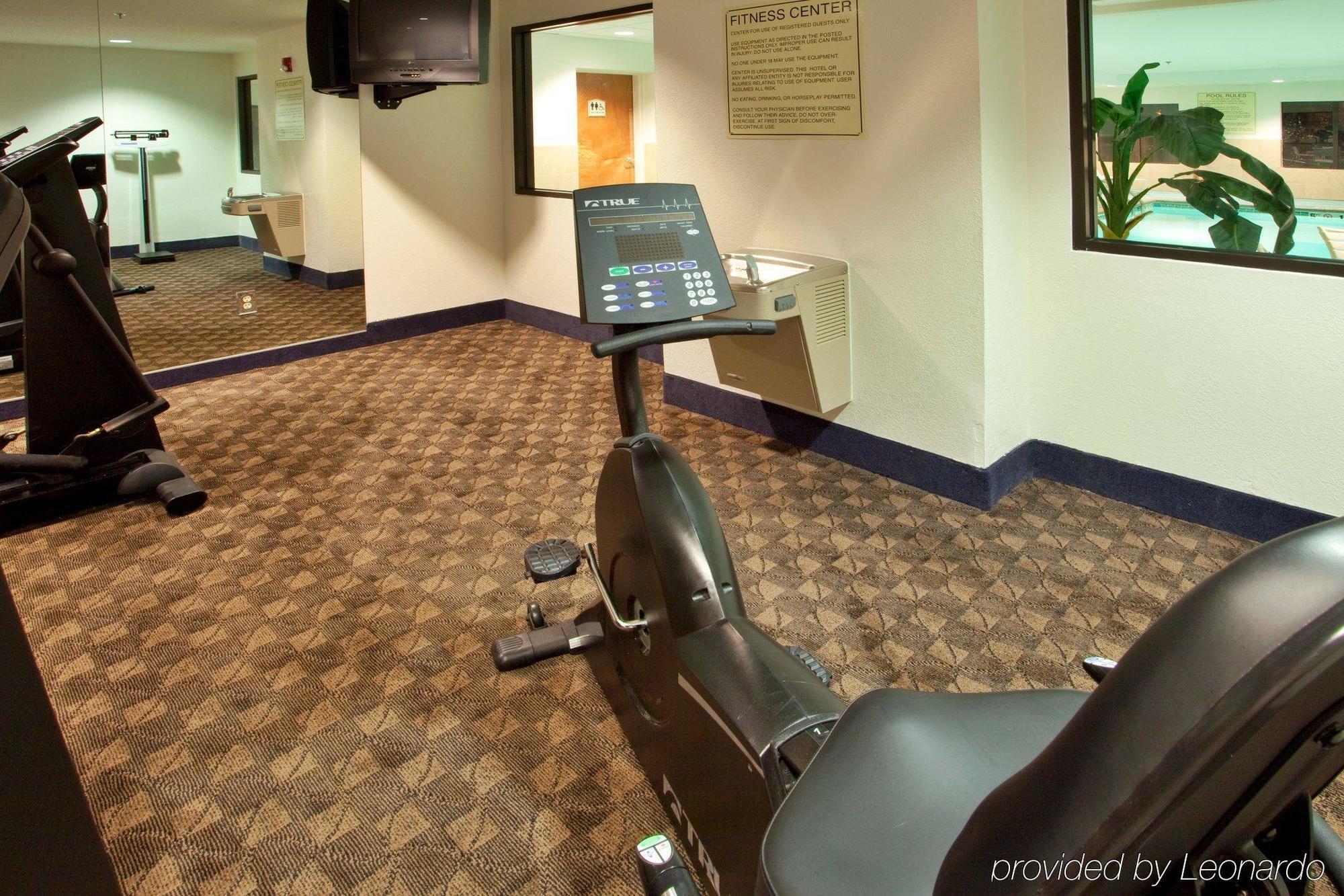 Holiday Inn Express & Suites Chesapeake By Ihg Zařízení fotografie